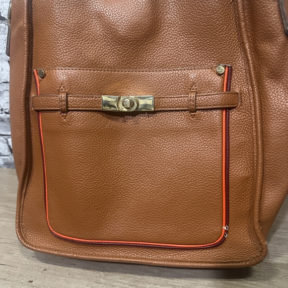 EUC Target Brown Faux Leather Shoulder Bag Attached Pouch Luggage Tag Included - Picture 3 of 12